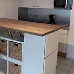 De 25m2 + Terrasse De 14m2+garage Privatif *