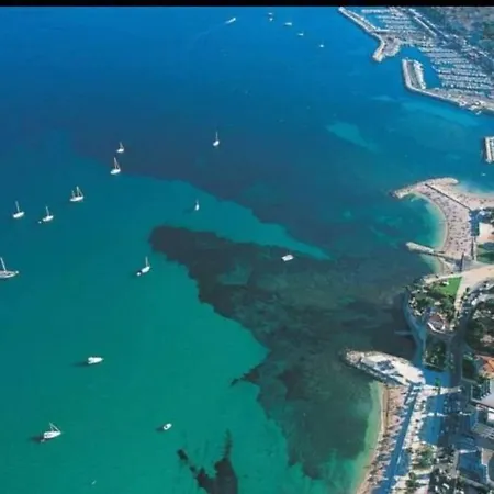 De 25m2 + Terrasse De 14m2+garage Privatif Apartament La Ciotat