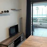 Apartment De 25m2 + Terrasse De 14m2+garage Privatif *
