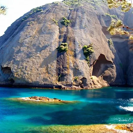 De 25m2 + Terrasse De 14m2+garage Privatif Apartment La Ciotat